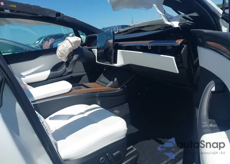 2023 Tesla Model X из США, поврежденный, VIN 7SAXCAE5XPF375554